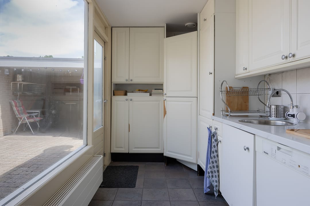 Photo 11 of Michiel de Ruijterstraat 36