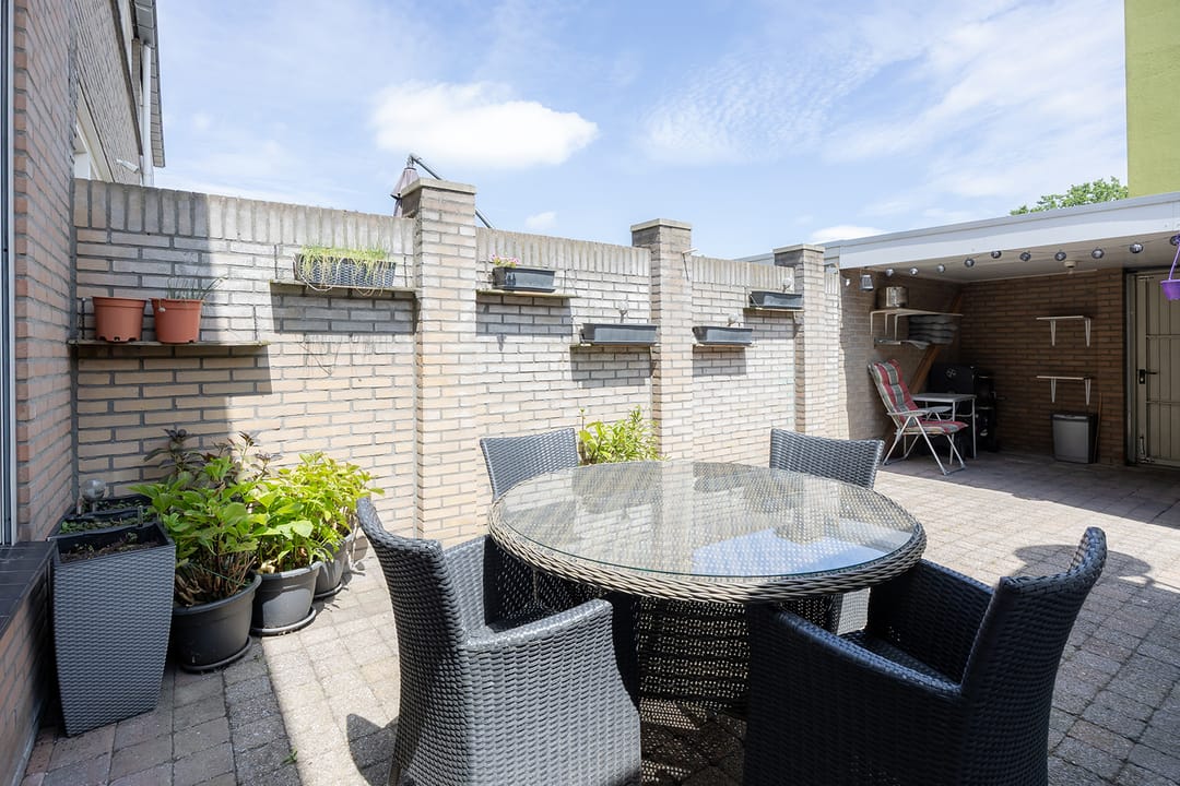Photo 32 of Michiel de Ruijterstraat 36