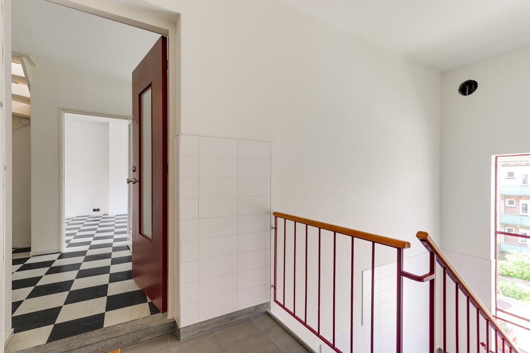 Photo 7 of Moddermanstraat 84