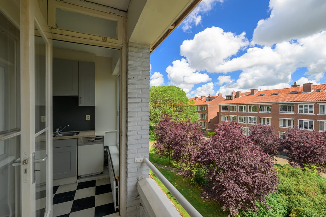 Photo 22 of Moddermanstraat 84