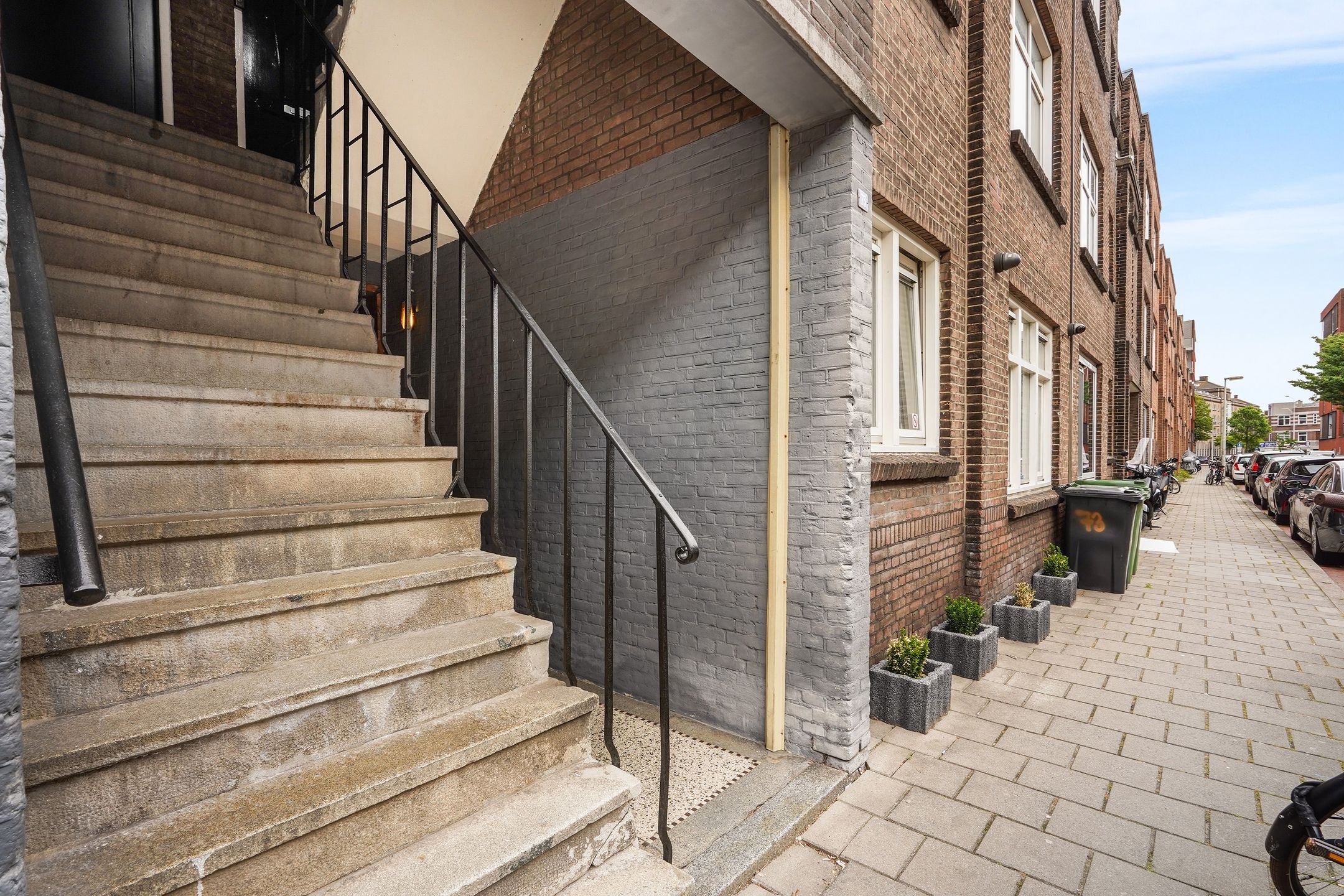 Photo 9 of Lyonnetstraat 77