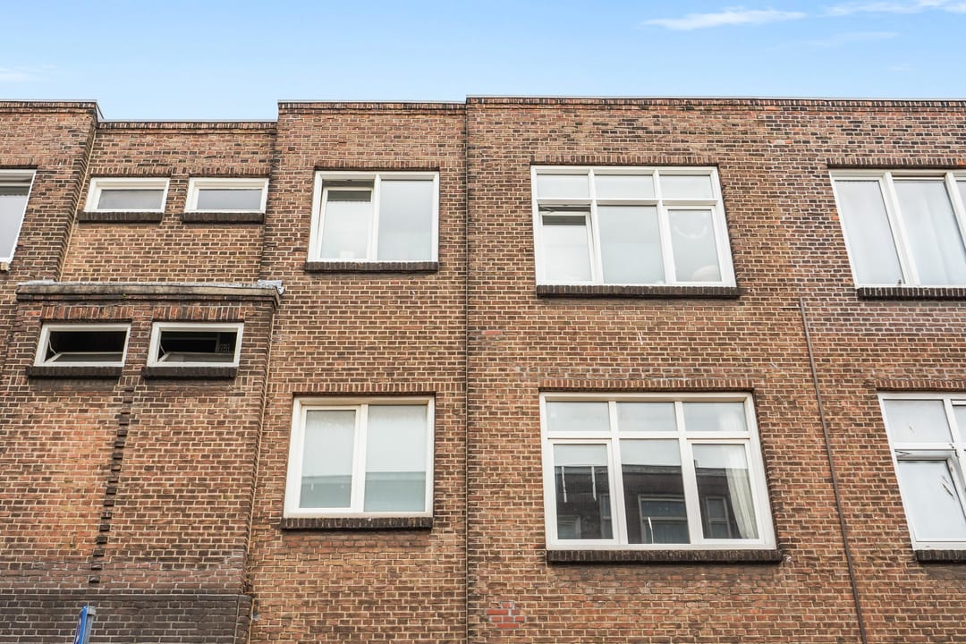 Photo 8 of Lyonnetstraat 77