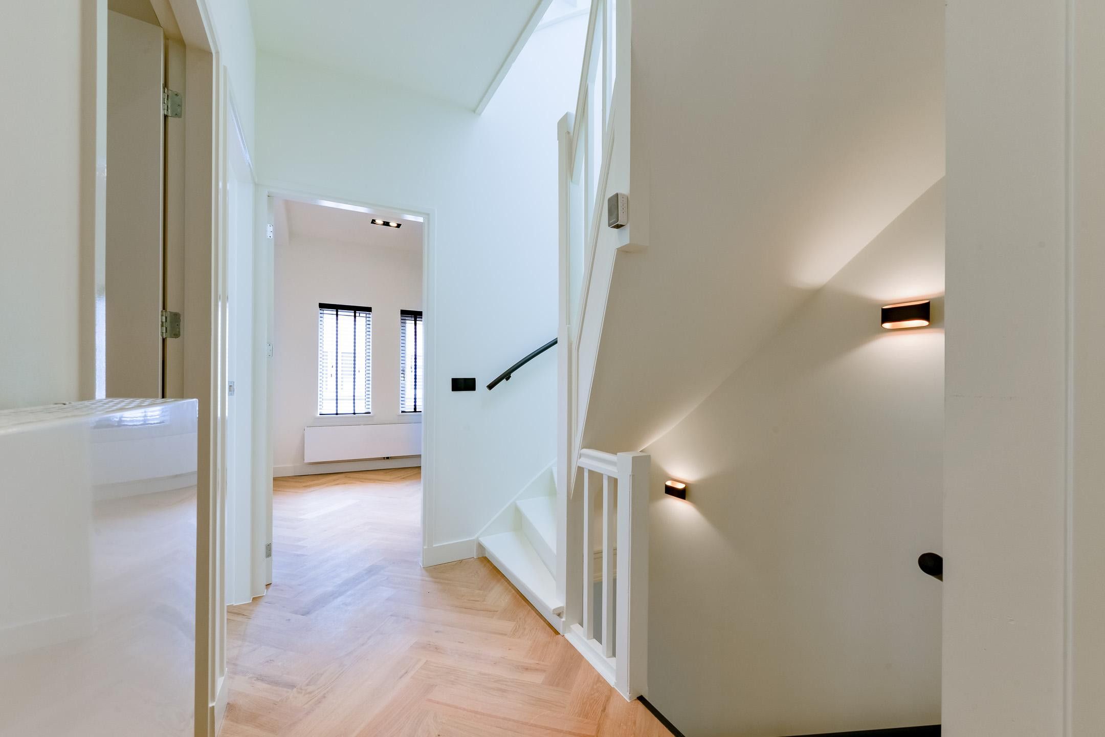 Photo 9 of Weissenbruchstraat 10