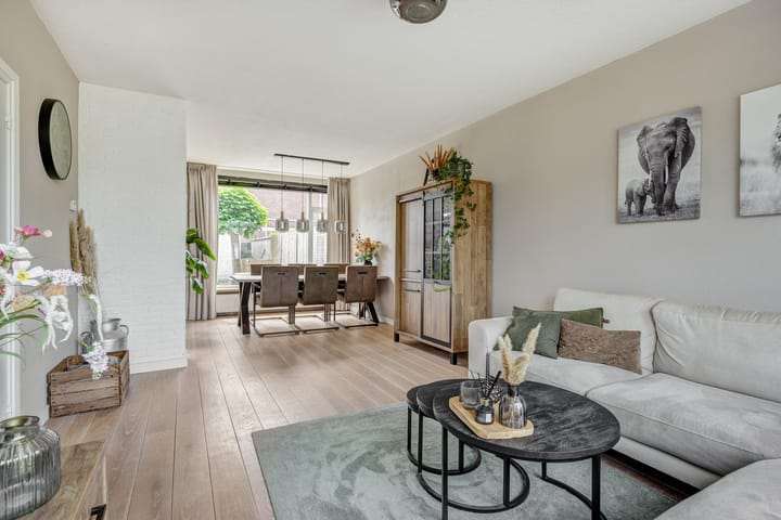 Photo 2 of Sint Hubertusstraat 18