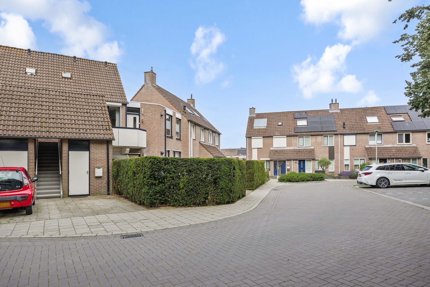 Photo 29 of Korhoender 57