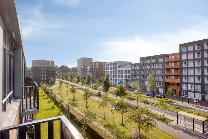 Photo 2 of Raafstraat 24