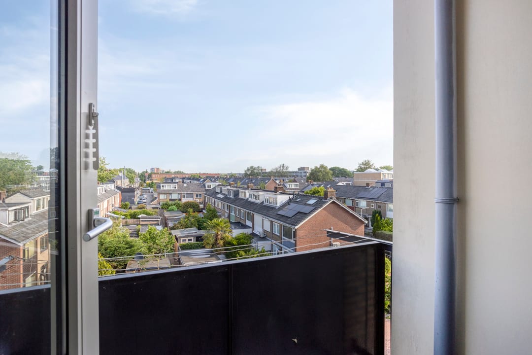 Photo 16 of Raafstraat 24