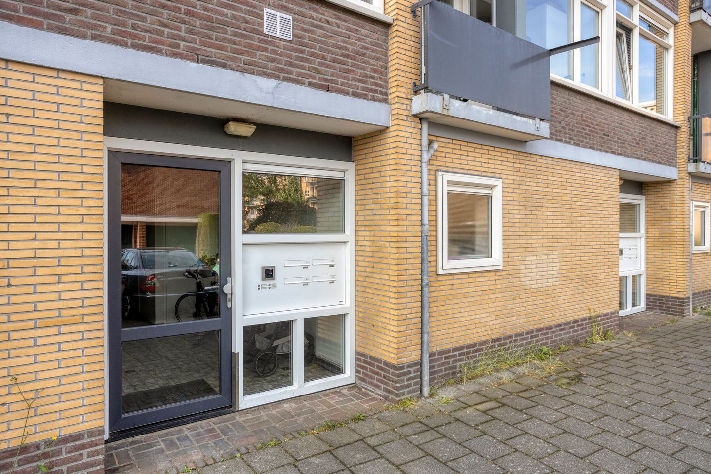 Photo 5 of Raafstraat 24