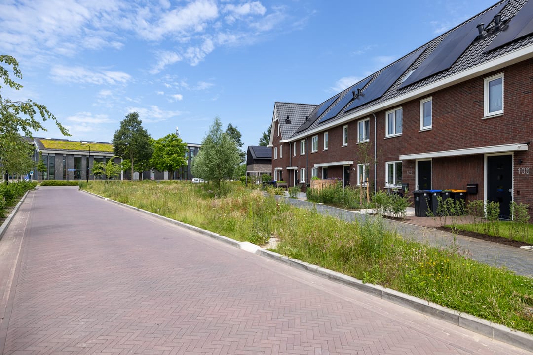 Foto 43 van Marga Klompéstraat 108