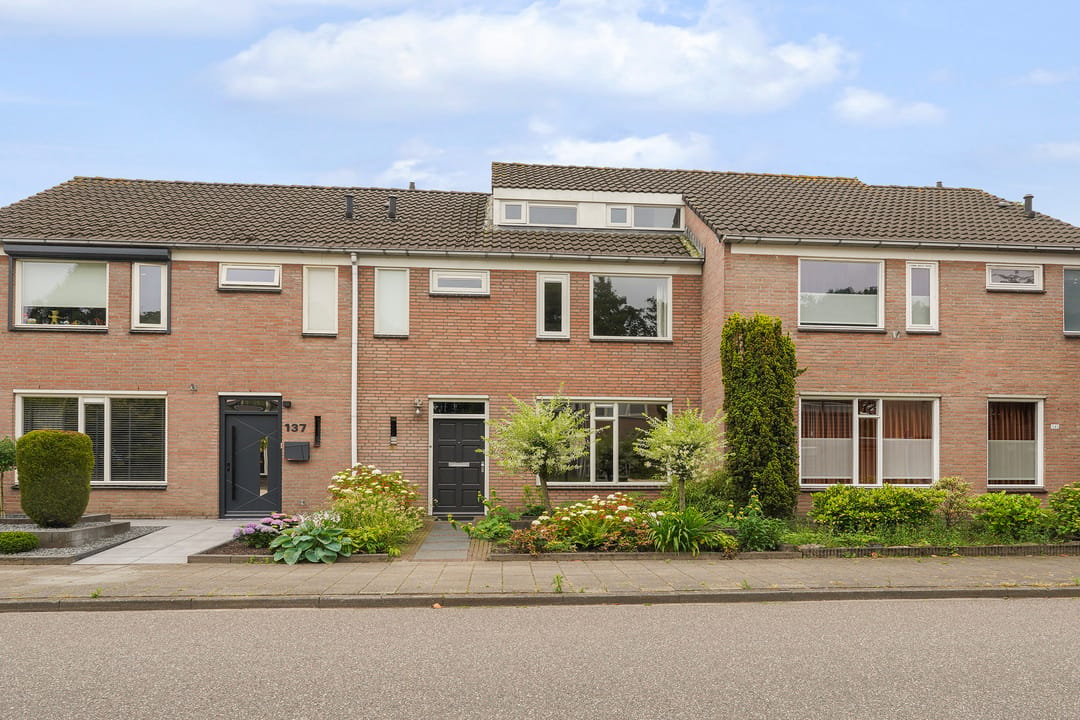 Foto 1 van Albinonistraat 139