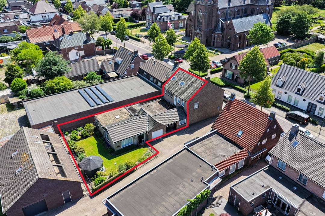 Photo 61 of Kapelstraat 36