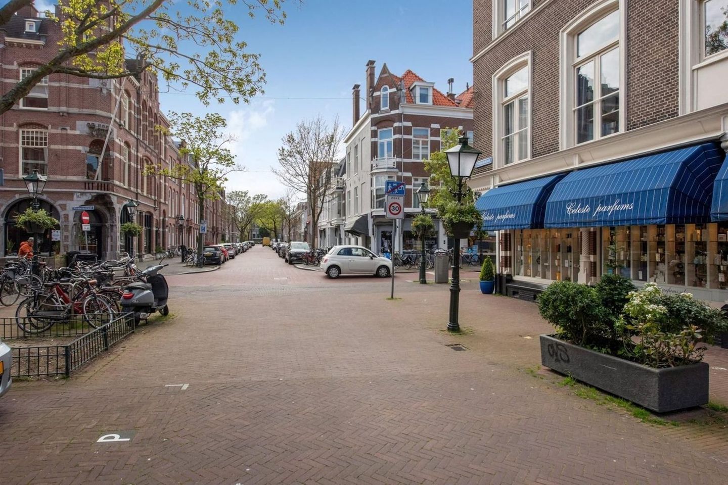Bekijk foto 5 van Nassaulaan 13