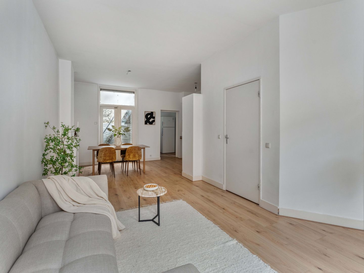 Photo 5 of Borneostraat 17