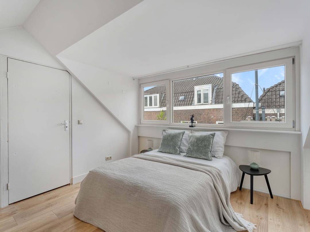 Photo 28 of Borneostraat 17