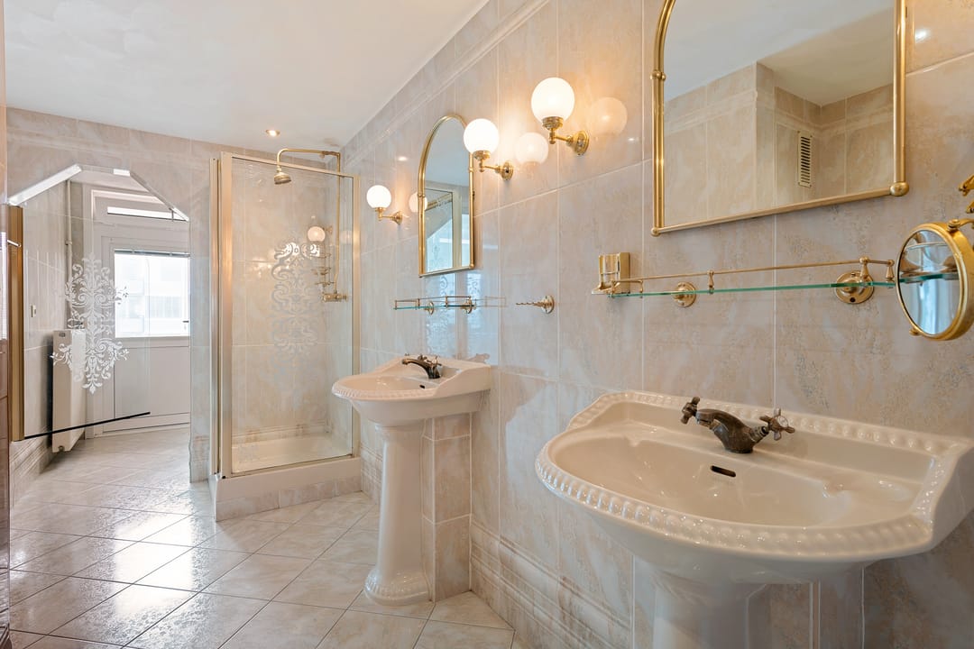Photo 32 of Karel Doormanstraat 2-F3