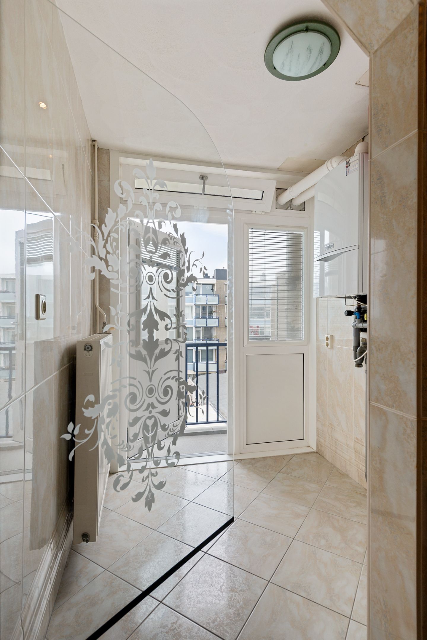Photo 30 of Karel Doormanstraat 2-F3