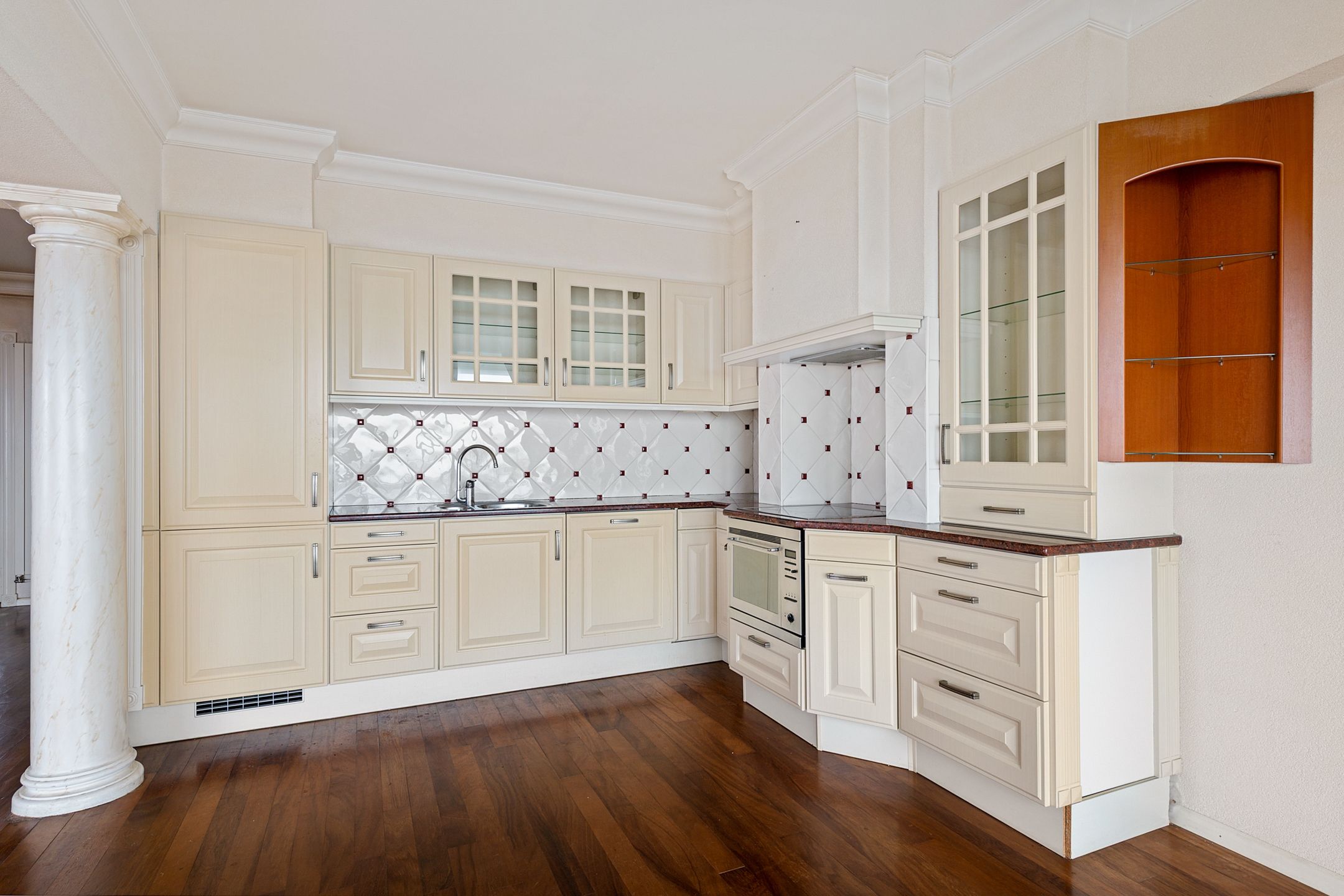 Photo 15 of Karel Doormanstraat 2-F3