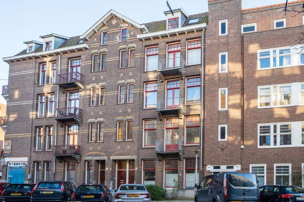 Photo 2 of Filips van Almondestraat 3-4