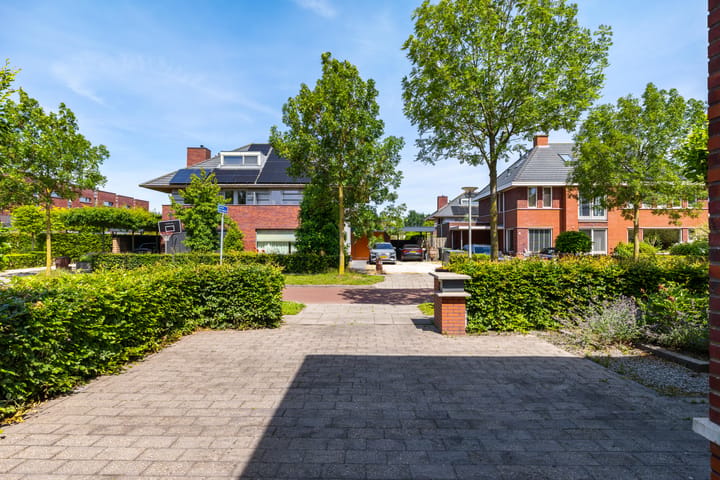 Photo 3 of Willem Plojterlaan 2