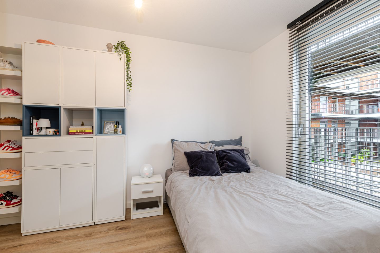 Photo 34 of Johan de Wittstraat 131
