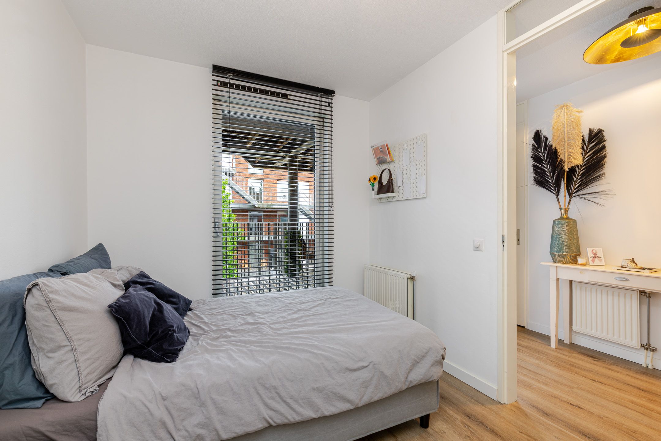 Photo 33 of Johan de Wittstraat 131
