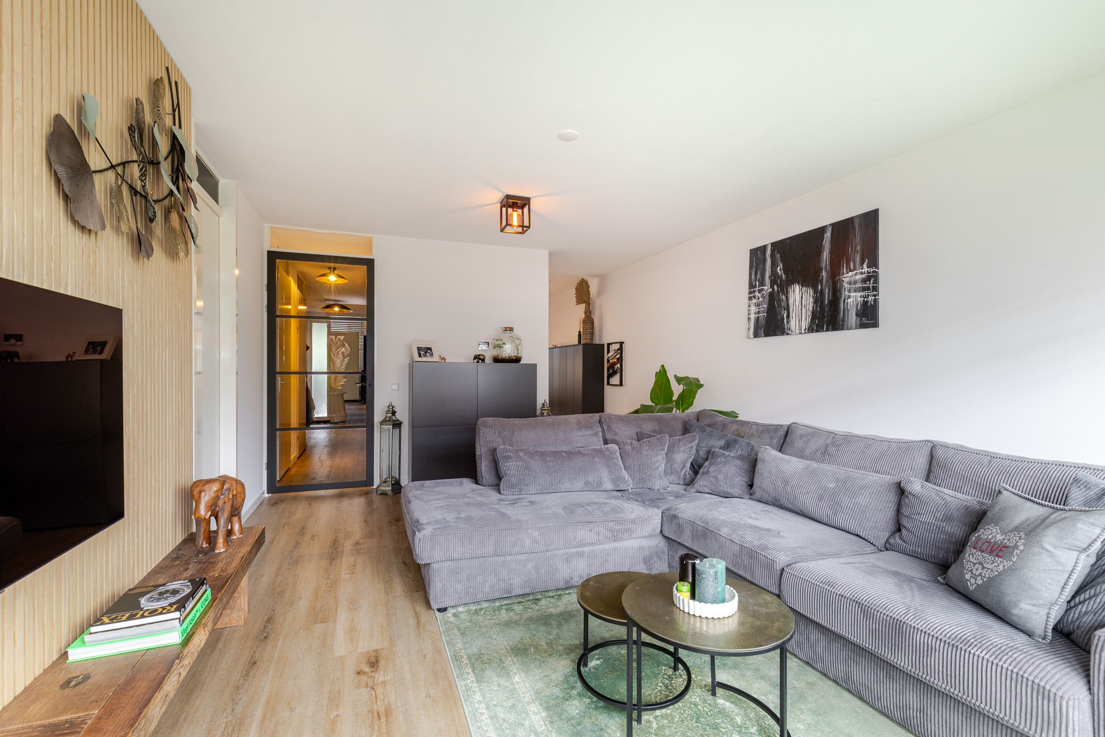 Photo 18 of Johan de Wittstraat 131