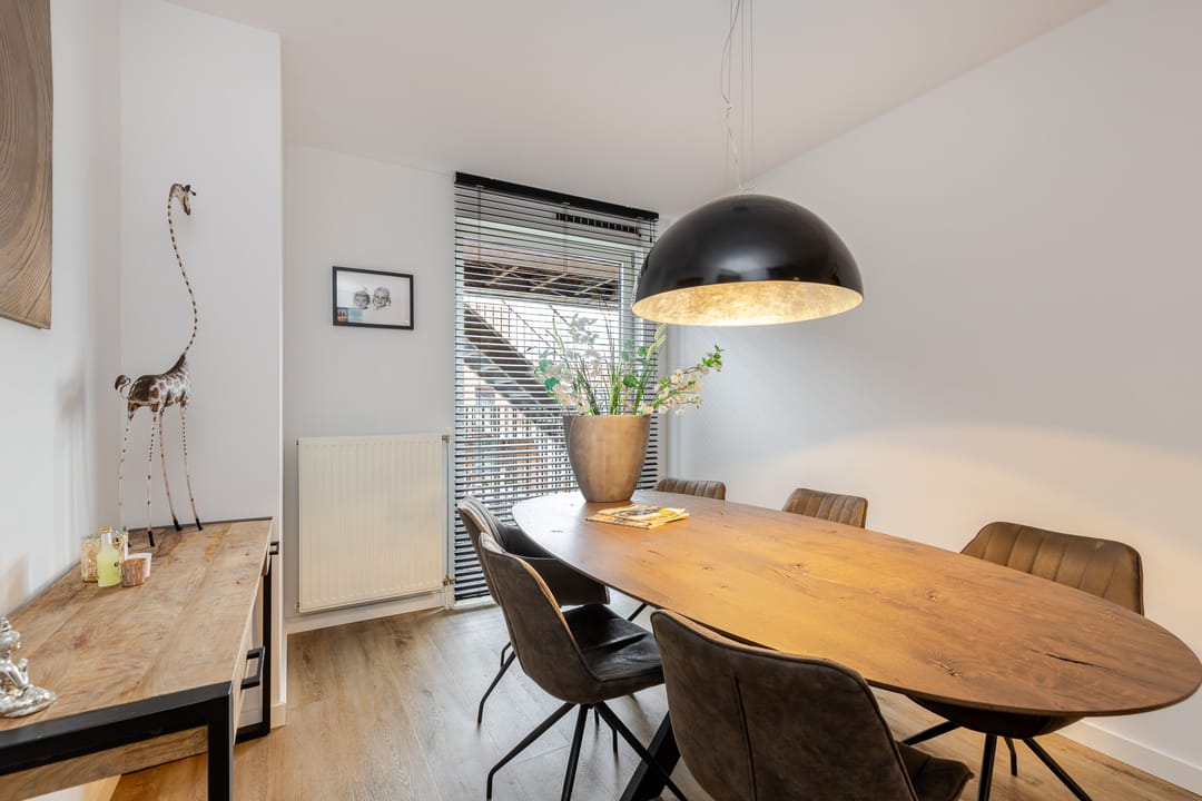 Photo 23 of Johan de Wittstraat 131
