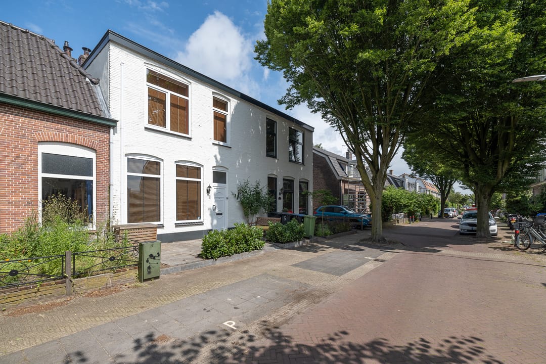 Photo 32 of Van Leeuwenhoekstraat 3
