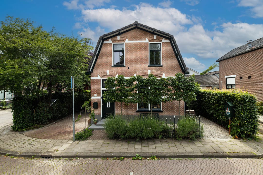 Foto 47 van Trompstraat 22