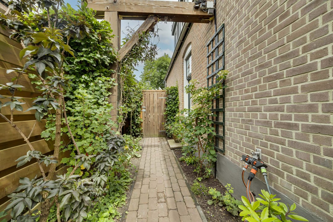 Foto 43 van Trompstraat 22