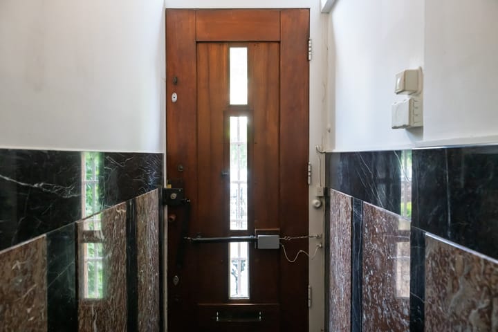 Appartement te koop: Rozenburglaan 112A, Rotterdam