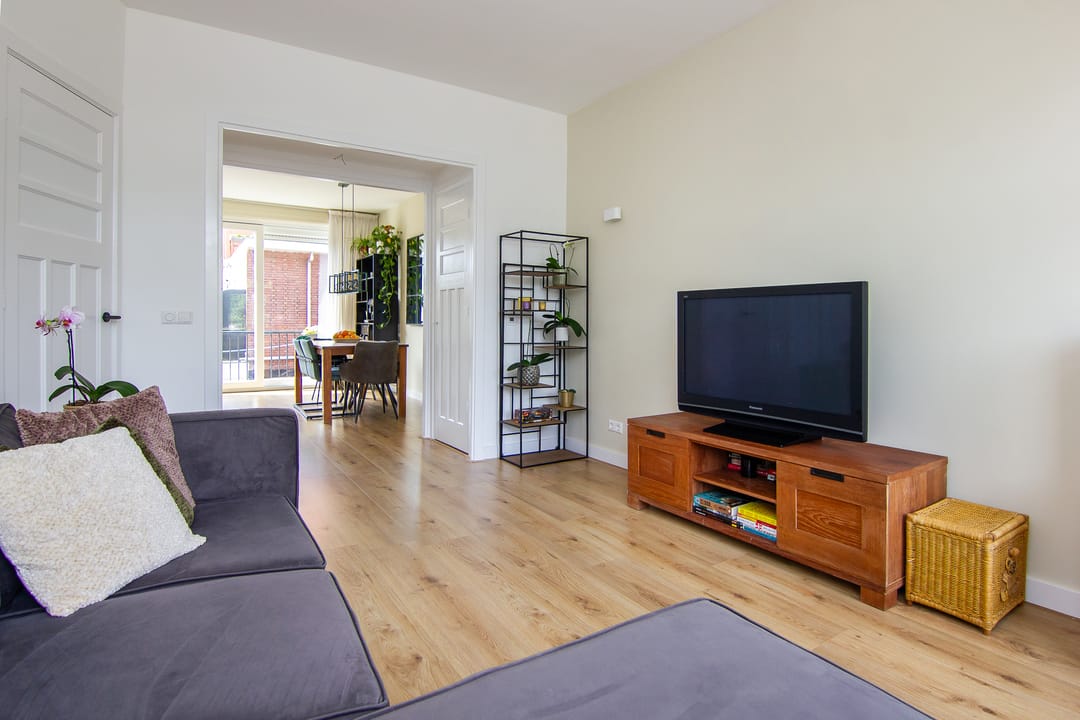 Photo 8 of Dr. Schaepmanstraat 125