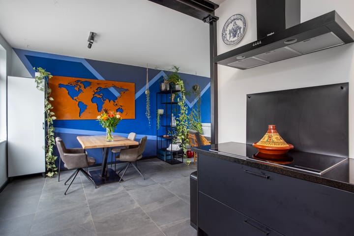 Tussenwoning te koop: Admiraal Helfrichstraat 30, De Meern