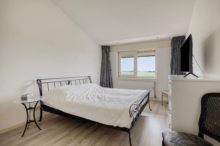 Tussenwoning te koop: Koningshof 18, Rijpwetering