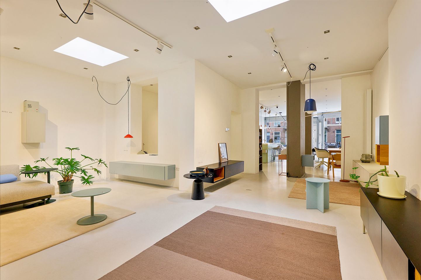 View photo 5 of Witte de Withstraat 182-H