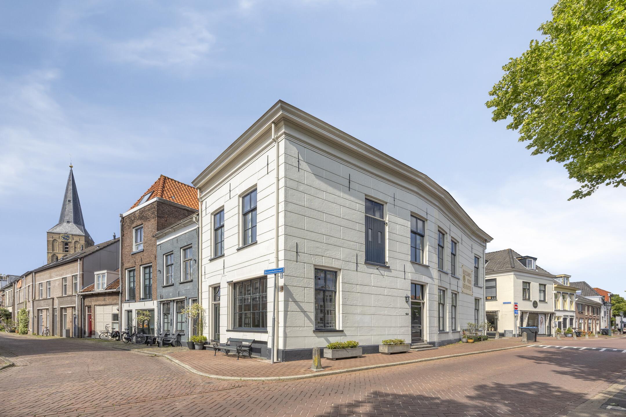 Burgwal 15 