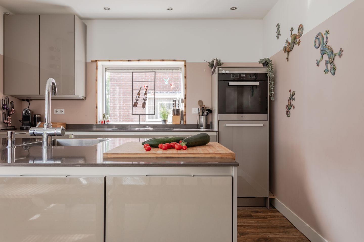 Photo 4 of Beatrixstraat 42