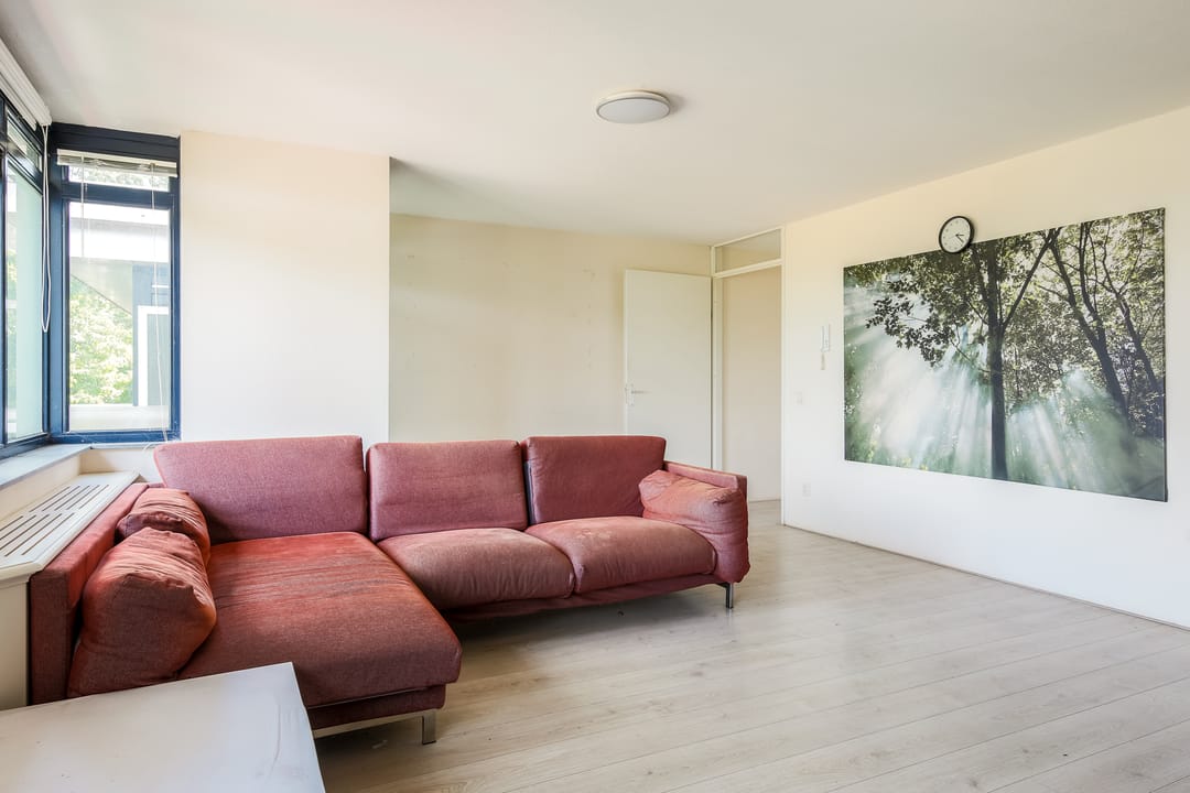 Photo 11 of Voorjaarstraat 32