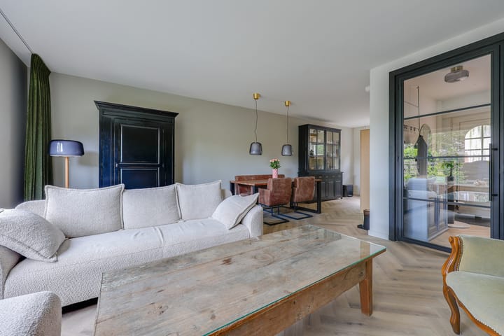 Tussenwoning te koop: Buitenhof 22, Almere