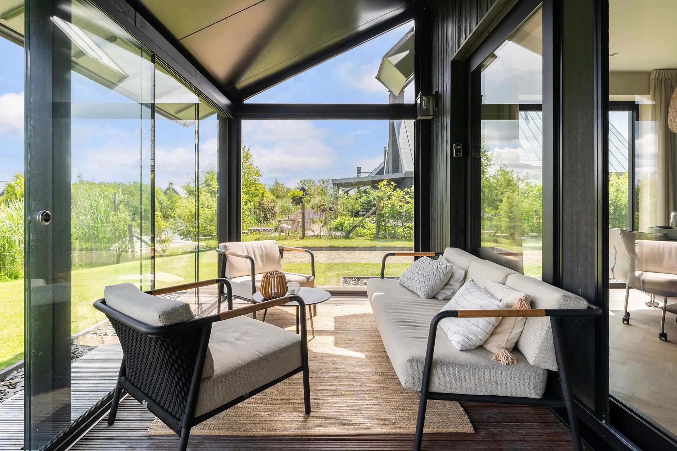 4-bedroom freehold villa in Sint Nicolaasga — photo 4 of 5