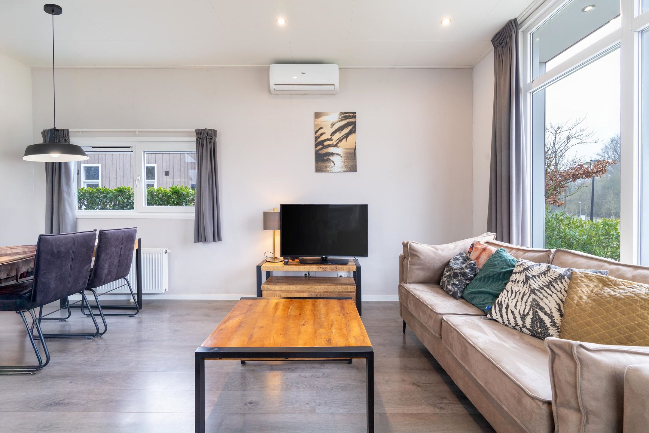 2-bedroom freehold villa in Schin op Geul — photo 2 of 5