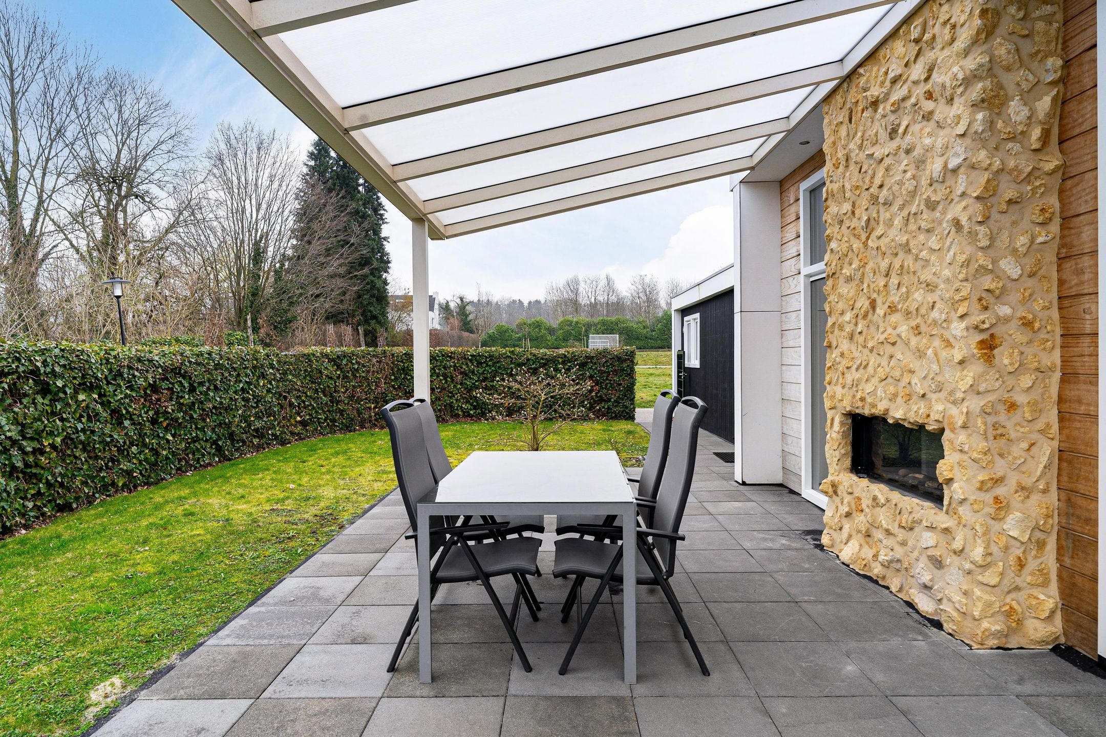 2-bedroom freehold villa in Schin op Geul — photo 5 of 5