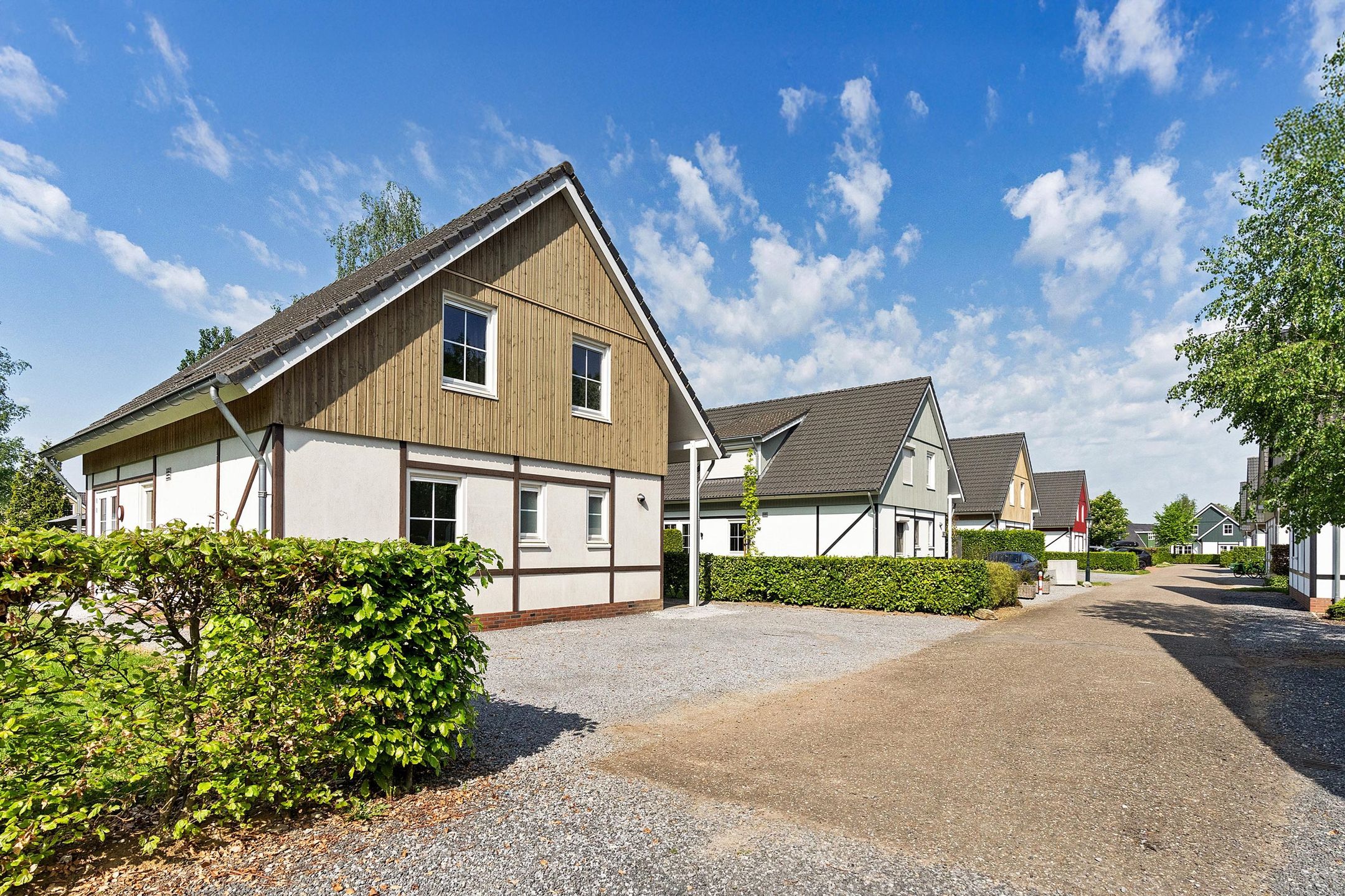 5-bedroom freehold villa in Susteren — photo 2 of 5