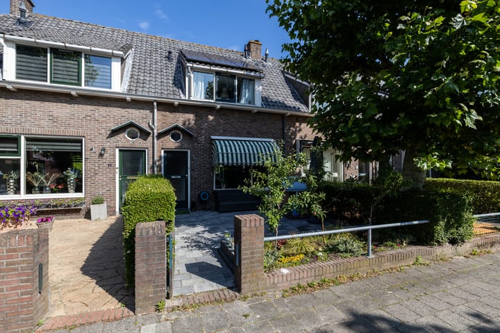 Foto 2 van Emmastraat 3