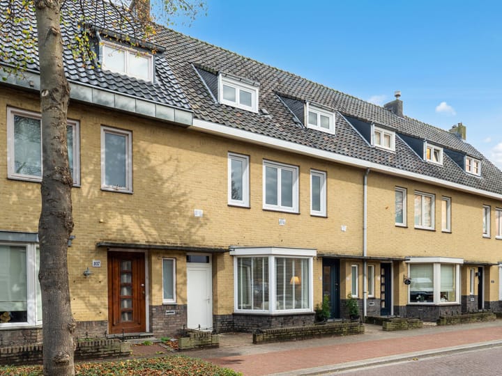Foto 4 van Rijksweg Zuid 107-A