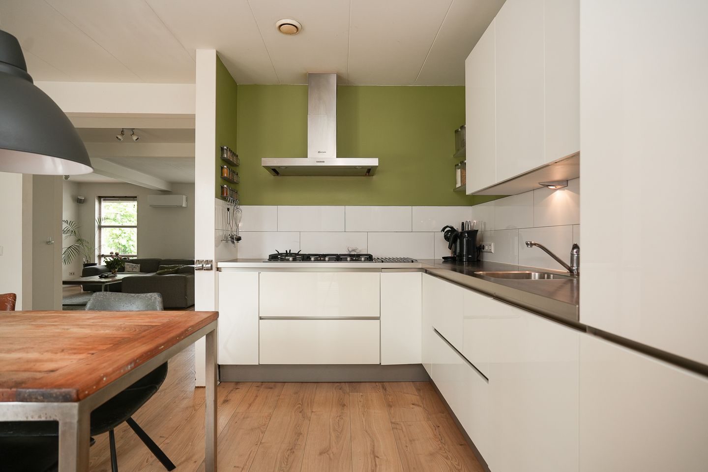 Photo 14 of Johanna Naberstraat 119