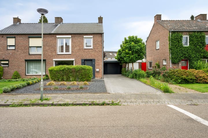 Foto 5 van Burg de Witstraat 22