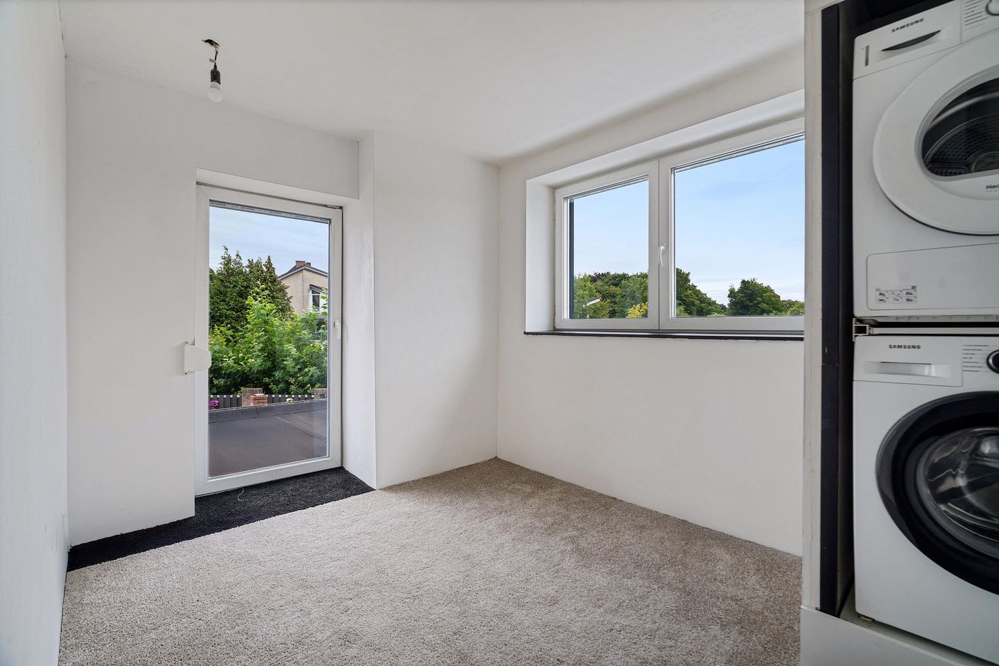 Photo 14 of Erensteinerstraat 65