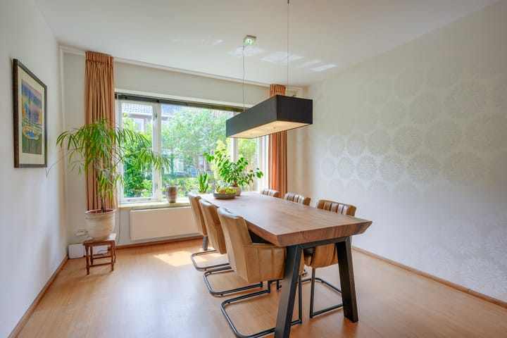 Photo 4 of Von Weberstraat 39