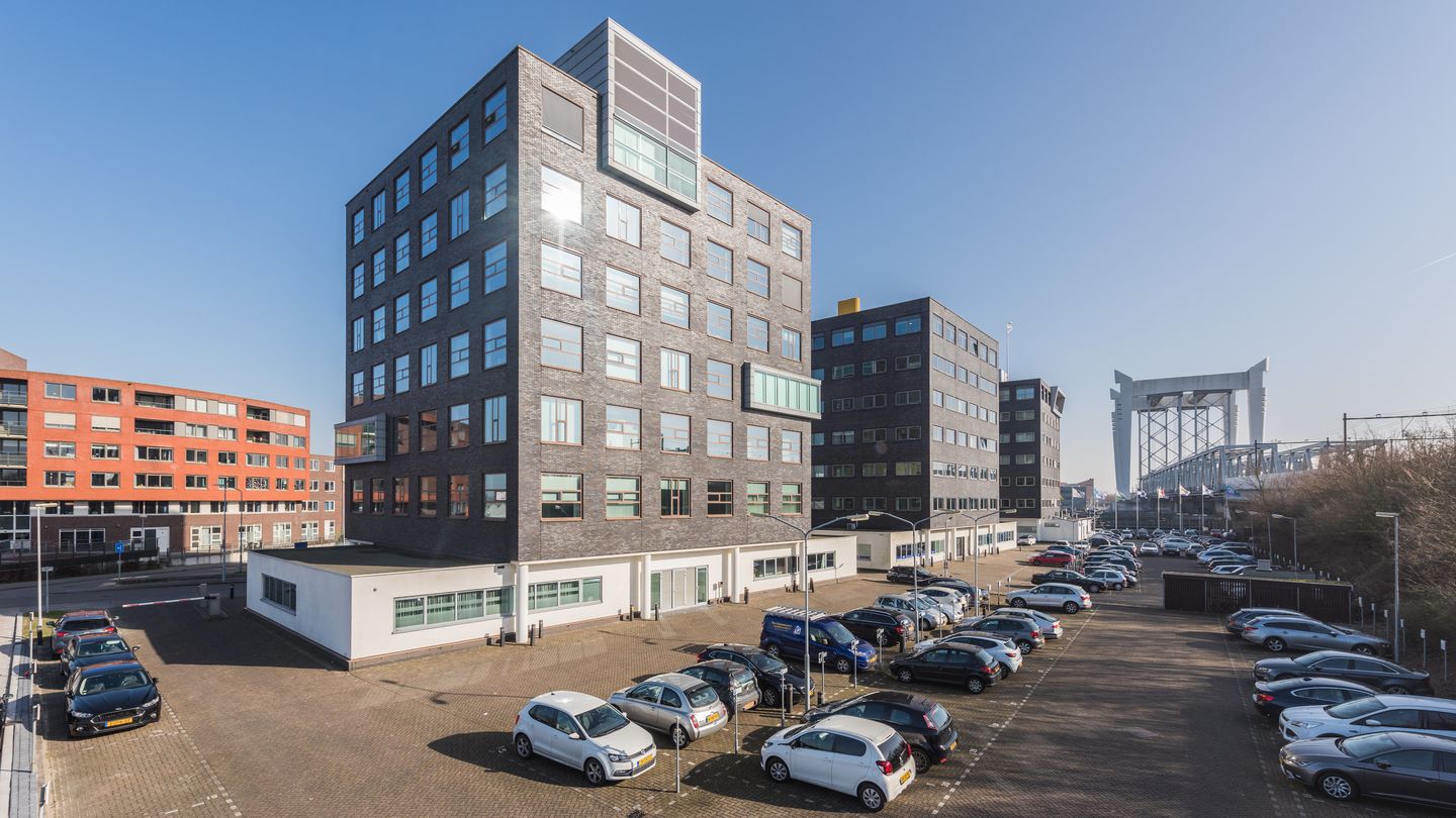 Bekijk foto 3 van Scheepmakerij 300-A